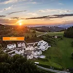 Stubai - Czarna Gora By Sun & Snow Z Nielimitowanym Basenem Sienna (Klodzko)