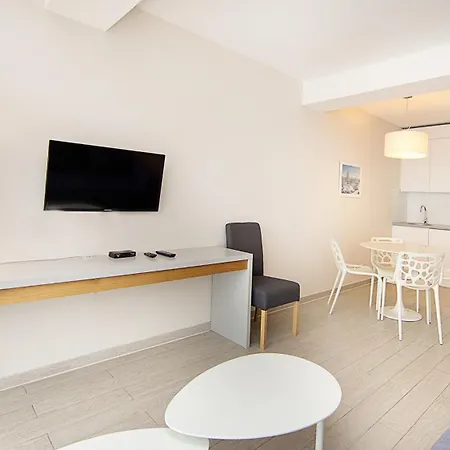 Stubai - Czarna Gora By Sun & Snow Z Nielimitowanym Basenem Apartment *