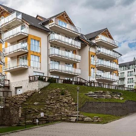 Stubai - Czarna Gora By Sun & Snow Z Nielimitowanym Basenem Heudorf