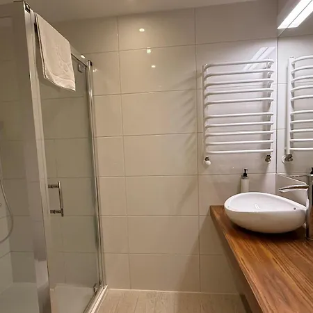 Stubai - Czarna Gora By Sun & Snow Z Nielimitowanym Basenem Apartment