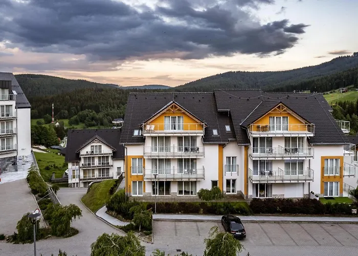 Stubai - Czarna Gora By Sun & Snow Z Nielimitowanym Basenem Lägenhet