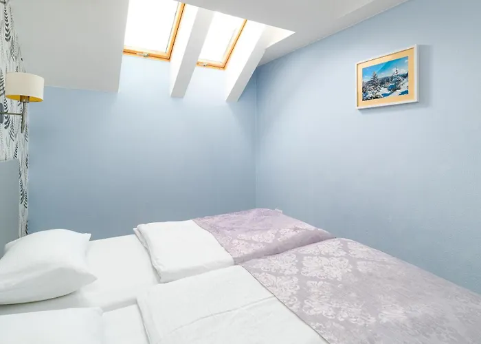 Stubai - Czarna Gora By Sun & Snow Z Nielimitowanym Basenem Lägenhet Sienna (Klodzko)