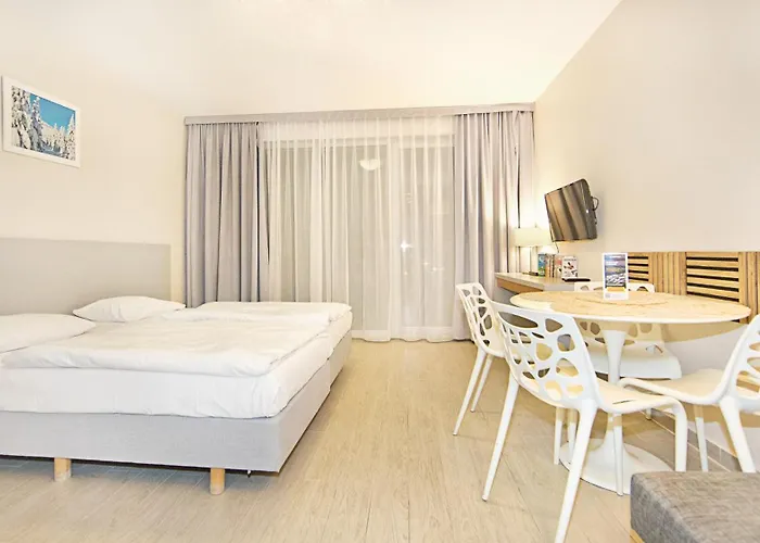 Lägenhet Stubai - Czarna Gora By Sun & Snow Z Nielimitowanym Basenem Sienna (Klodzko)