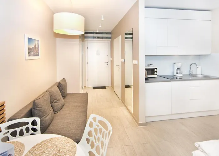 Stubai - Czarna Gora By Sun & Snow Z Nielimitowanym Basenem Sienna (Klodzko)