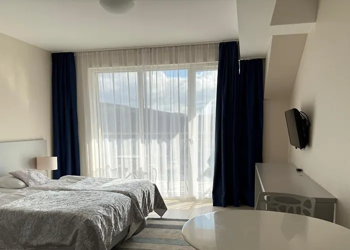 Stubai - Czarna Gora By Sun & Snow Z Nielimitowanym Basenem Lägenhet